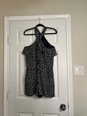 Loft Black Floral Halter Tie-Neck Ruffle Romper Size S